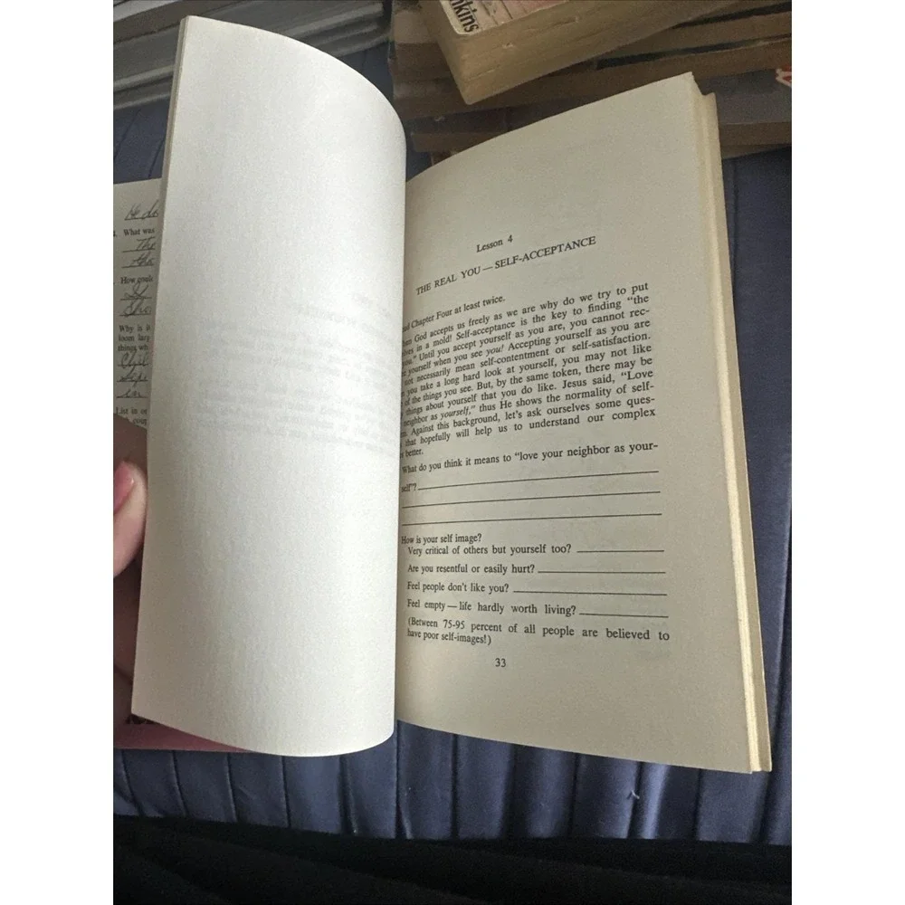 N/A few writing